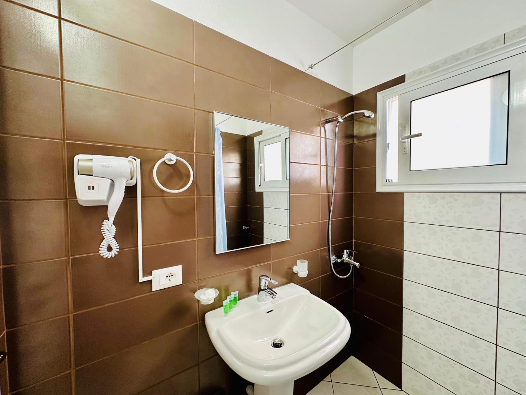 Jico Travel - Villa Colombo Avlonya Oda fotoğraf