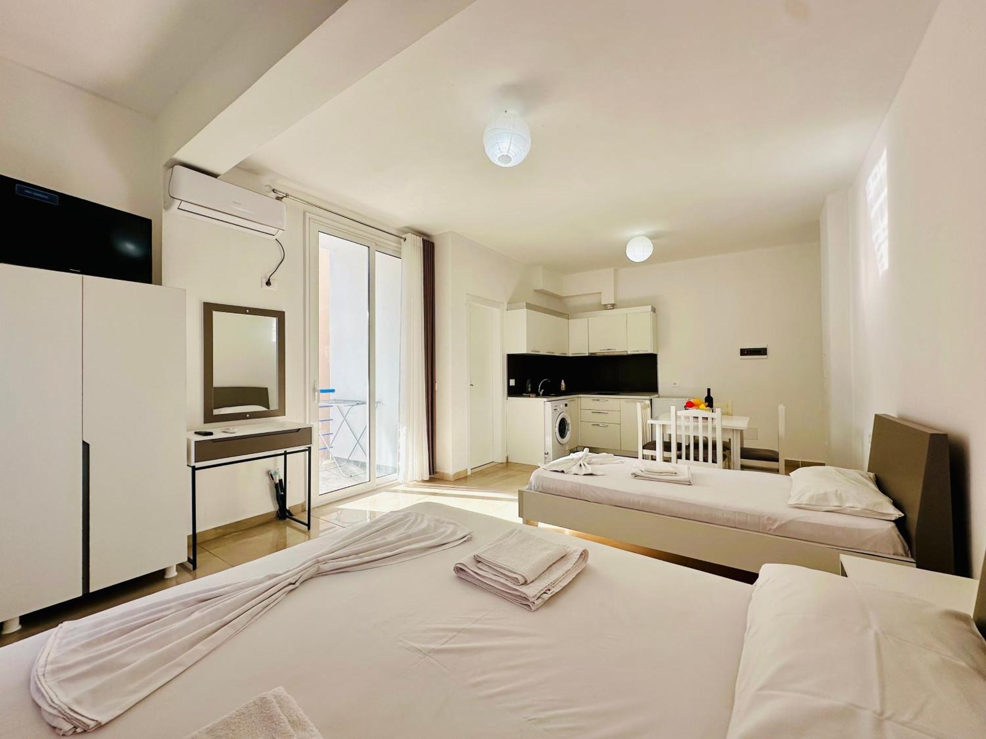 Jico Travel - Villa Colombo Avlonya Dış mekan fotoğraf
